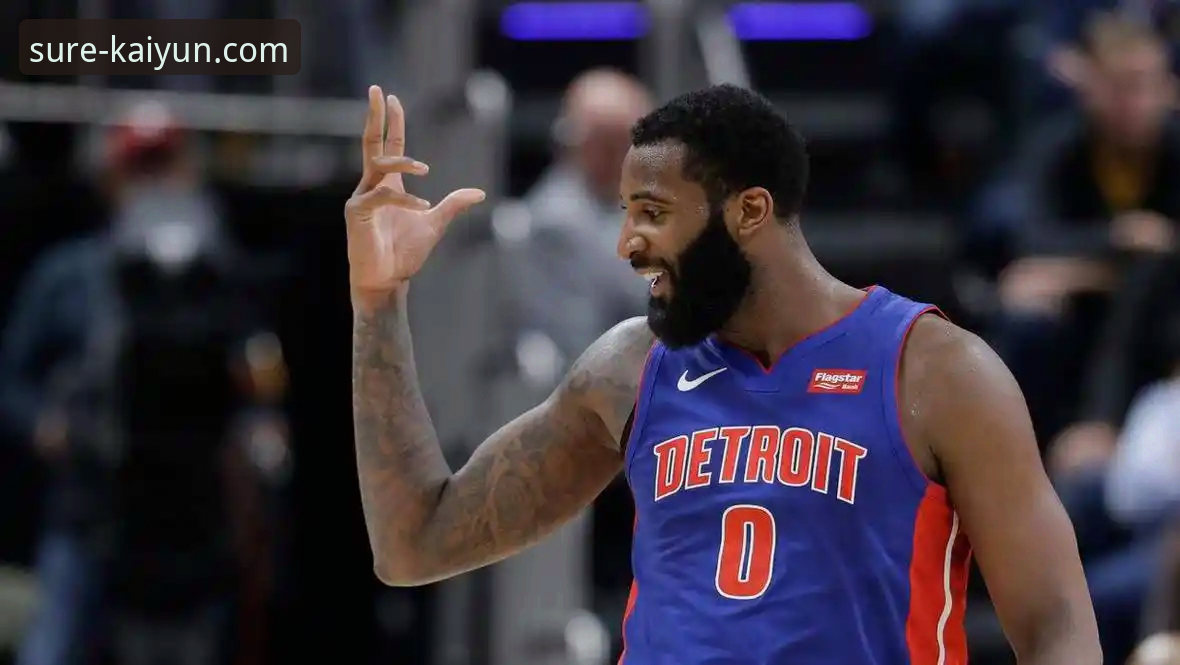 卫冕冠军的战术拼图与球迷的观赛体验:帕尼切利伤退的连锁反应分析